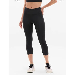 Athleta Black Capris
